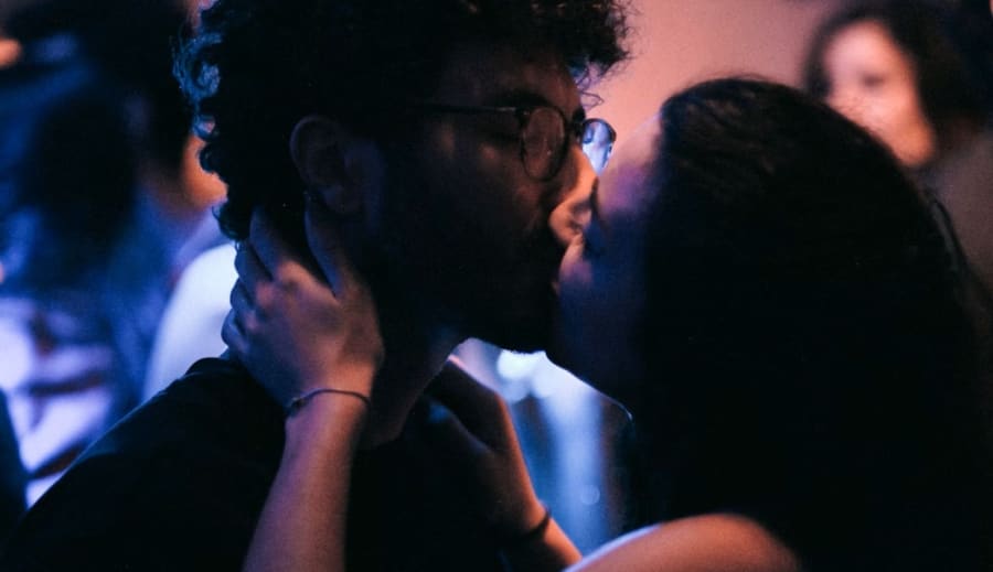 Edita s Lukášom sa začali vášnivo bozkávať